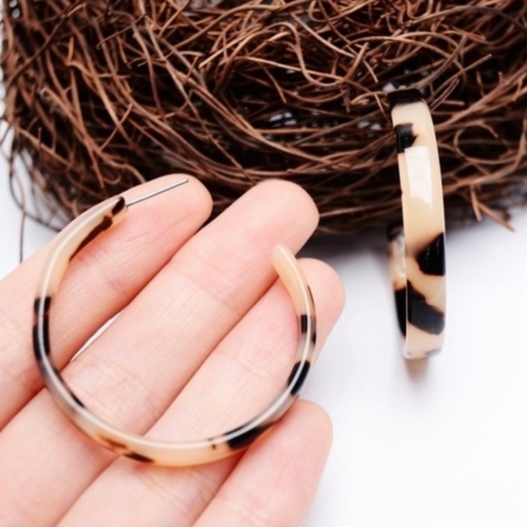 LAST PAIR! HOST PICK!  Resin Print Hoops - Picture 3 of 6